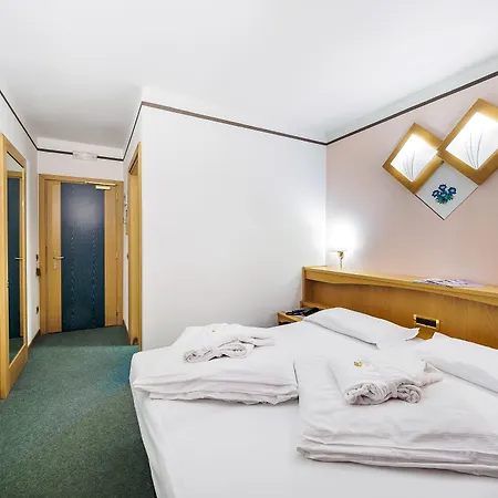 Santanton Hotel 4*