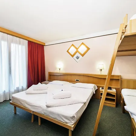 Santanton Ξενοδοχείο 4*
