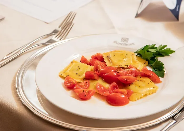 圣坦顿酒店 酒店